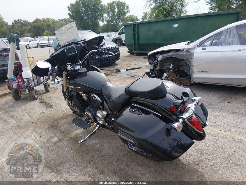 2015 YAMAHA XVS1300 CT/CTB — фото 3