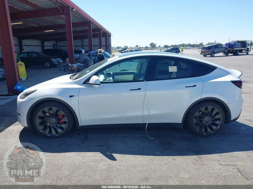 2022 TESLA MODEL Y PERFORMANCE DUAL MOTOR ALL-WHEEL DRIVE — фото 14