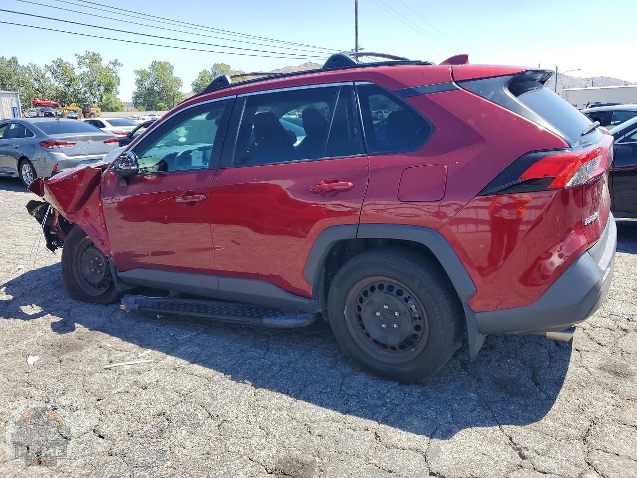 2020 TOYOTA RAV4 — фото 2