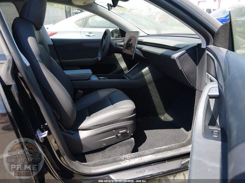 2026 TESLA MODEL Y PREMIUM REAR-WHEEL DRIVE/REAR-WHEEL DRIVE — фото 5