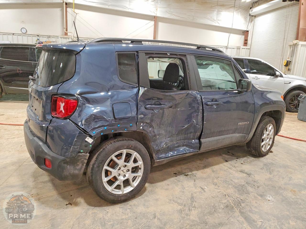 2023 JEEP RENEGADE — фото 3