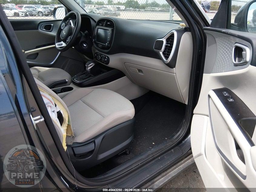 2022 KIA SOUL LX — фото 5