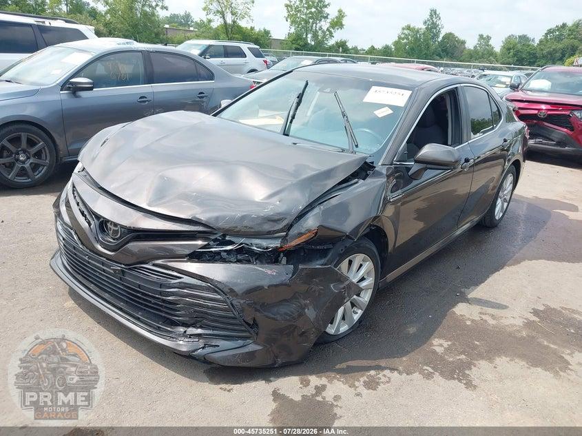 2018 TOYOTA CAMRY LE — фото 2