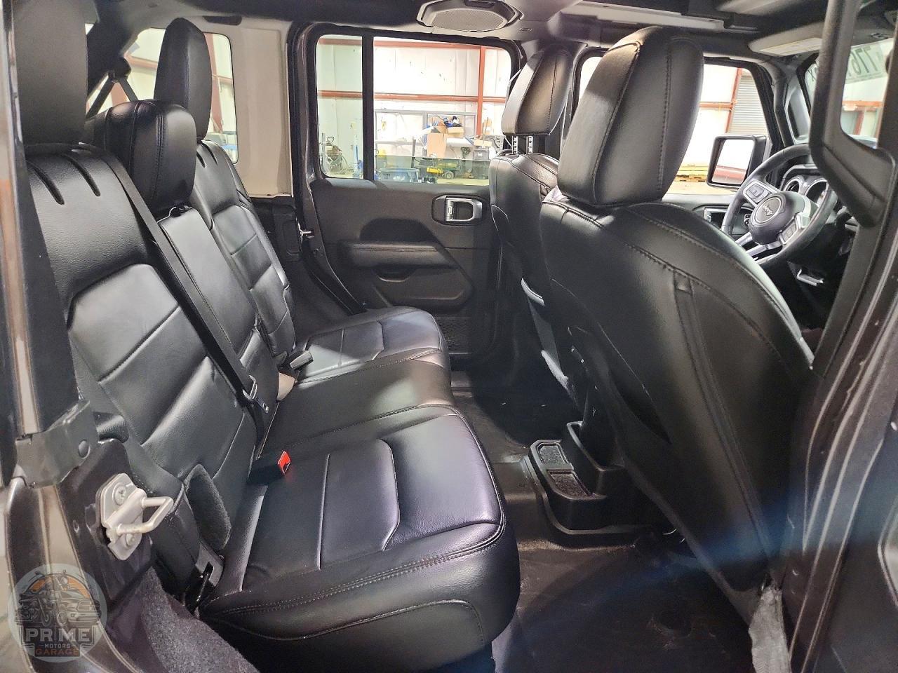 2022 JEEP WRANGLER — фото 11