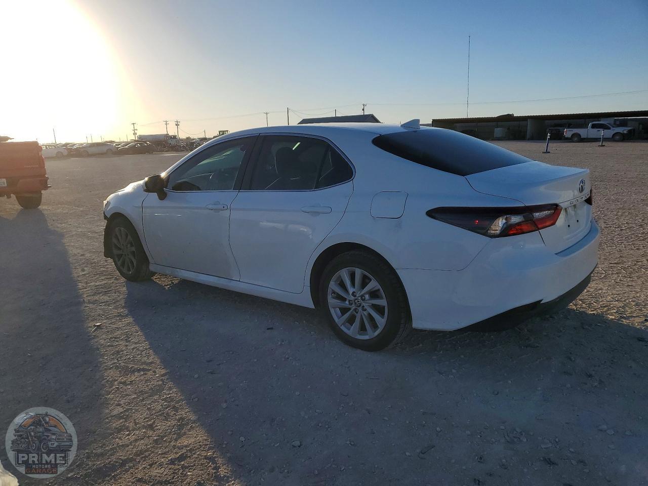 2022 TOYOTA CAMRY — фото 2