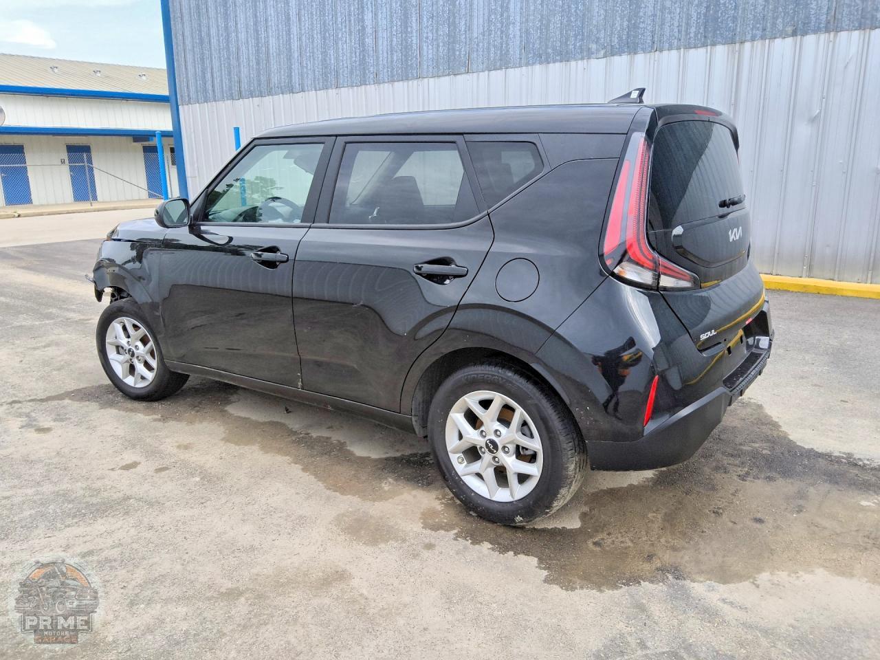 2025 KIA SOUL — фото 2