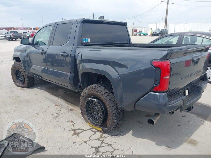 2025 TOYOTA TACOMA HYBRID TRD SPORT 4WD — фото 3