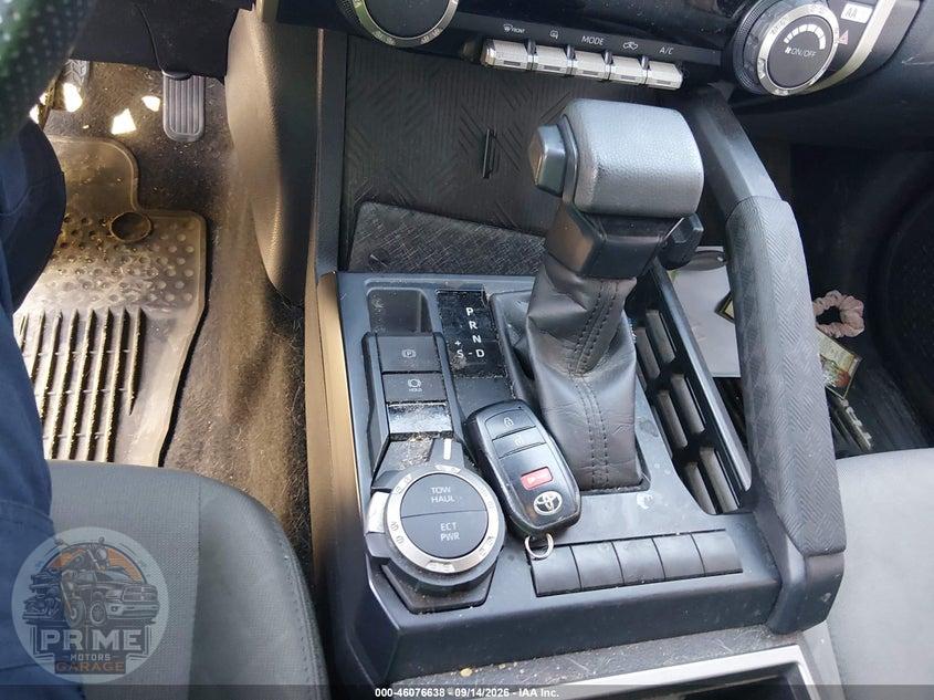 2024 TOYOTA TACOMA SR5 — фото 11