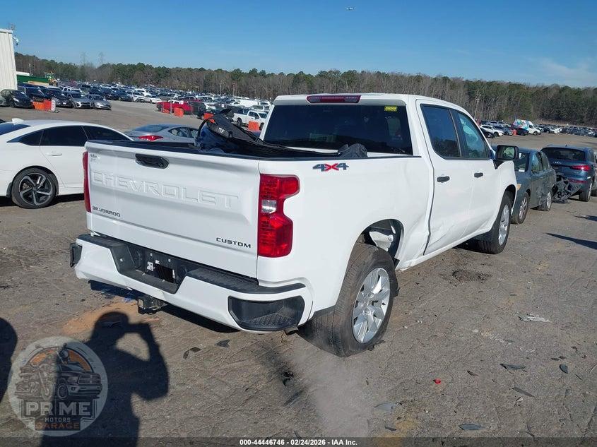 2024 CHEVROLET SILVERADO 1500 4WD  SHORT BED CUSTOM — фото 4