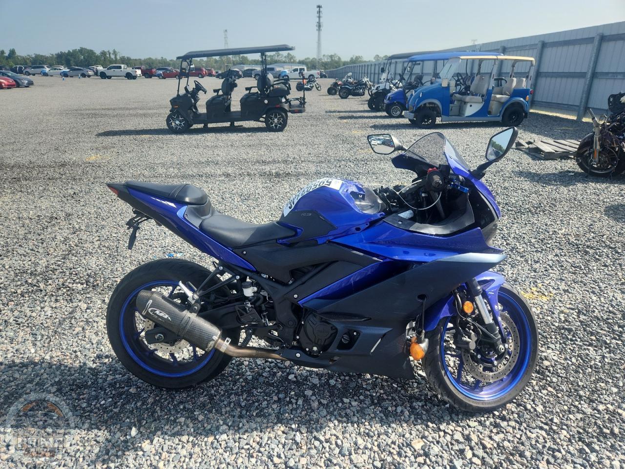 2024 YAMAHA YZFR3 — фото 1