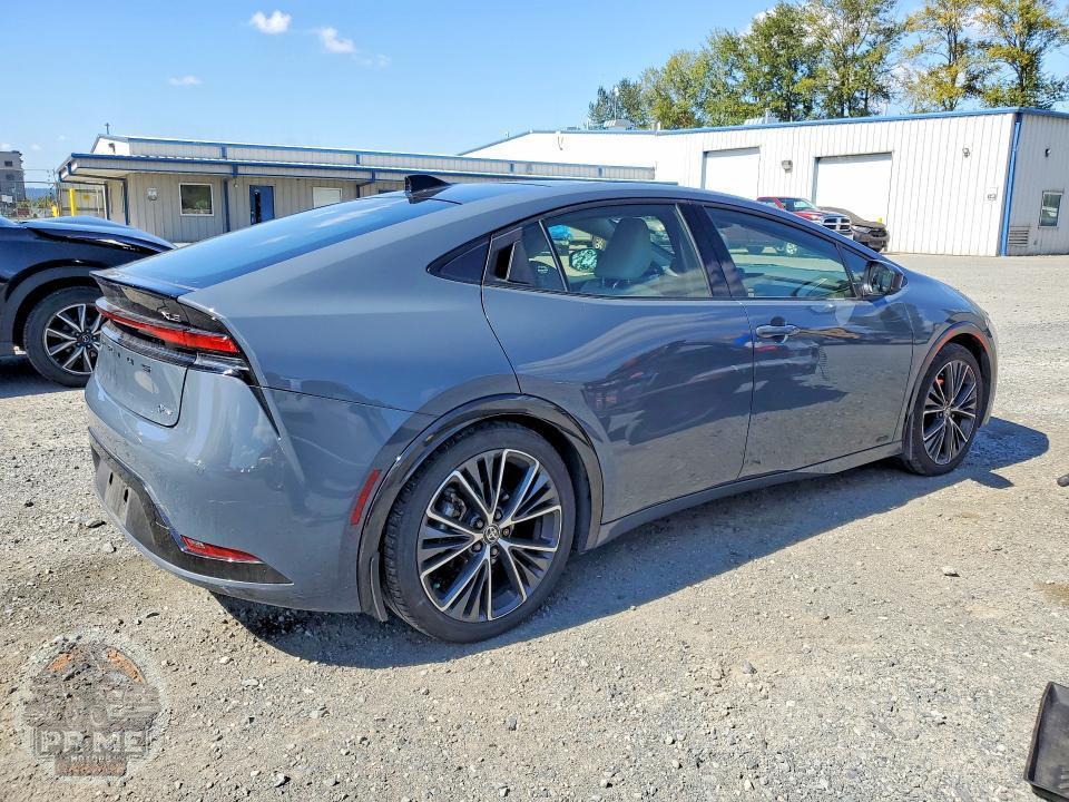 2024 TOYOTA PRIUS — фото 3
