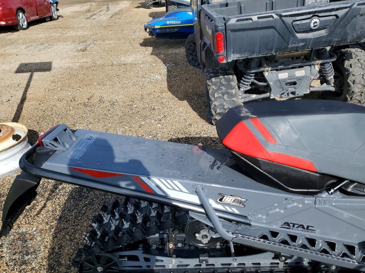 2022 ARCTIC CAT WILDCAT — фото 6