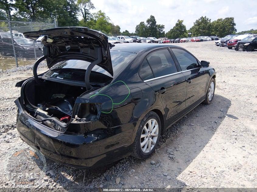 2014 VOLKSWAGEN JETTA 1.8T SE — фото 4