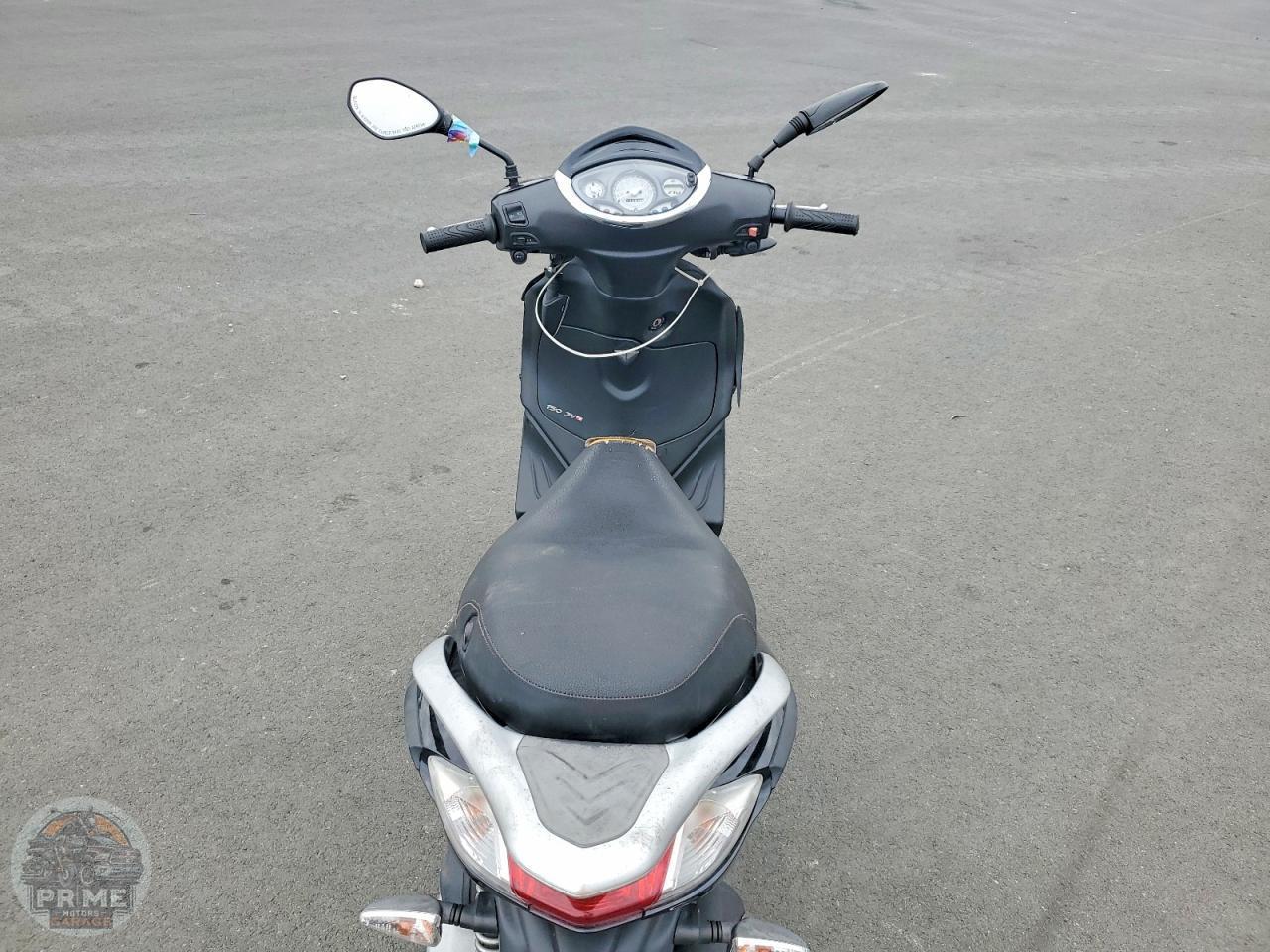 2015 PIAGGIO BV — фото 6