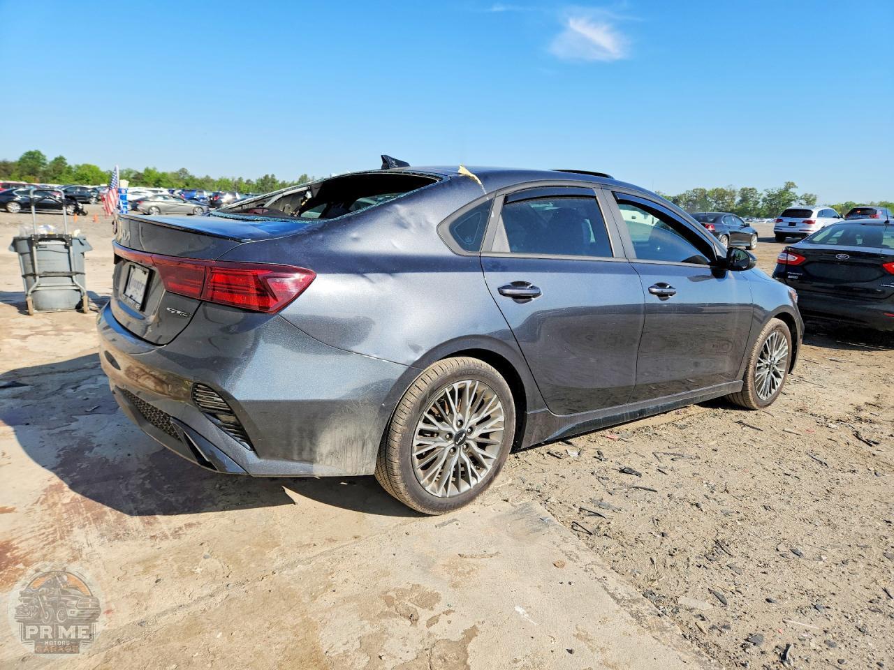 2022 KIA FORTE — фото 3
