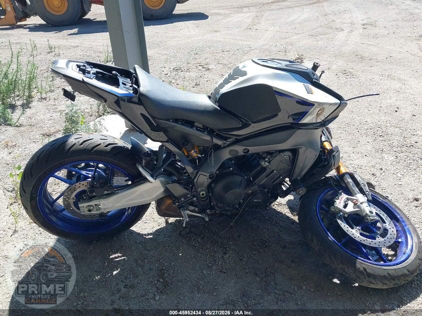 2025 YAMAHA MT09 SP — фото 12