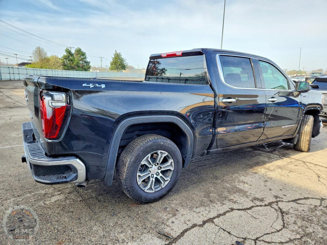 2025 GMC SIERRA — фото 6