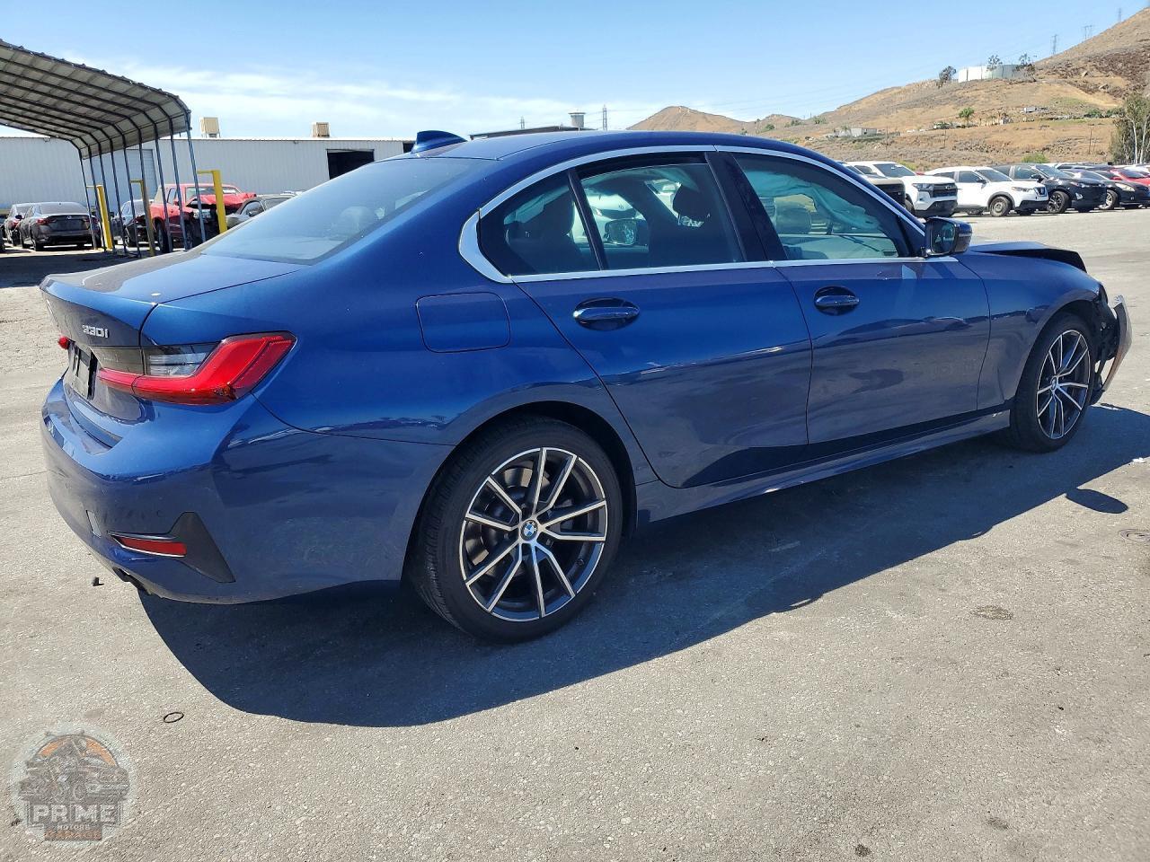 2021 BMW 3 SERIES — фото 3