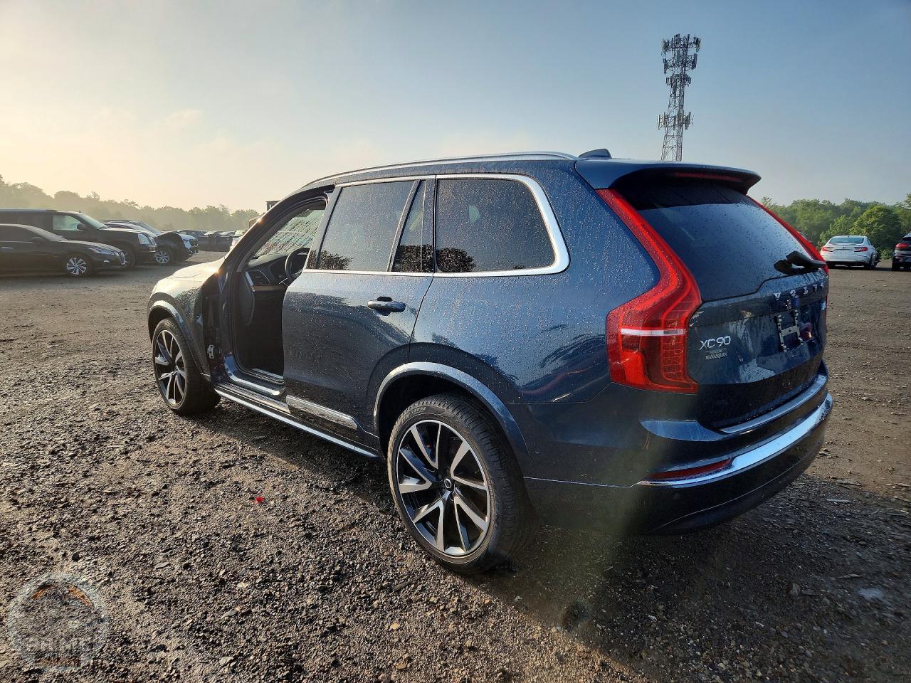 2023 VOLVO XC90 — фото 2