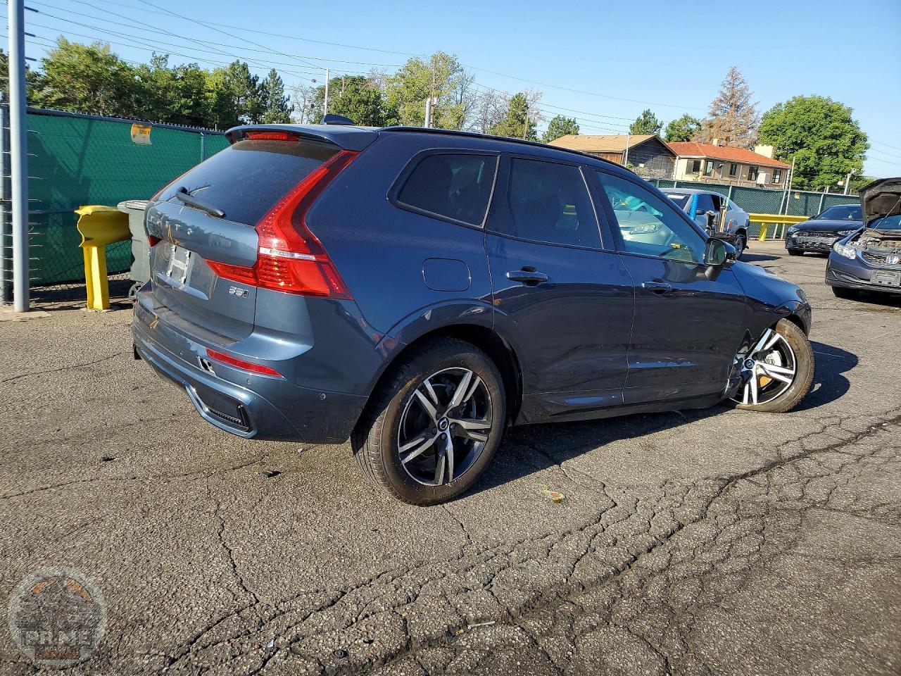 2022 VOLVO XC60 — фото 6