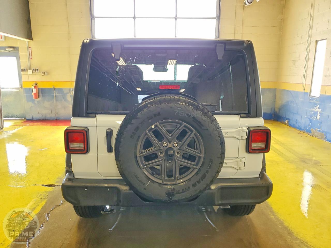 2025 JEEP WRANGLER — фото 6