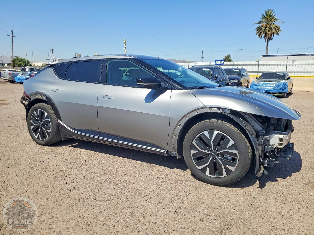 2024 KIA EV6 — фото 4
