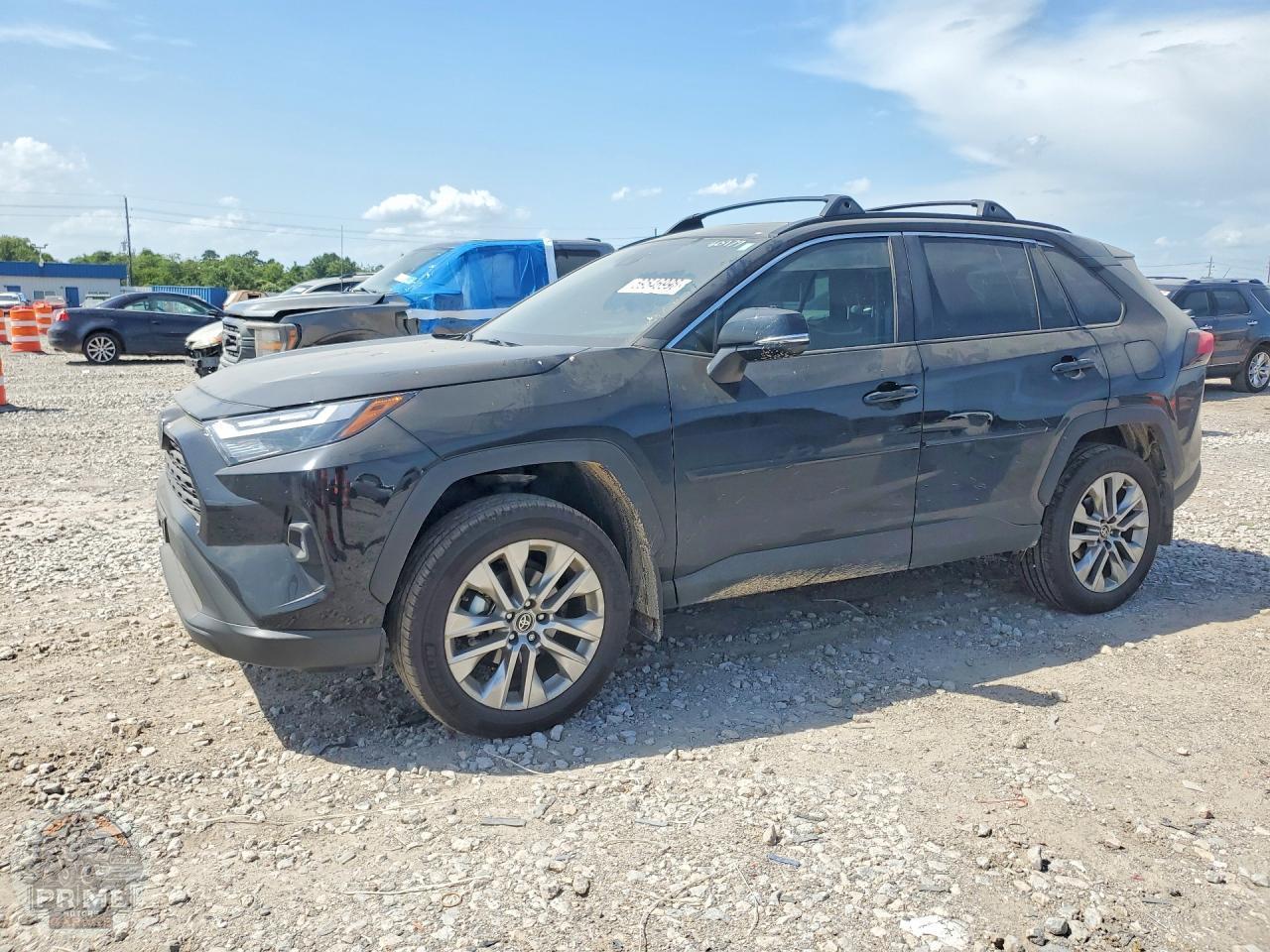 2025 TOYOTA RAV4 — фото 1