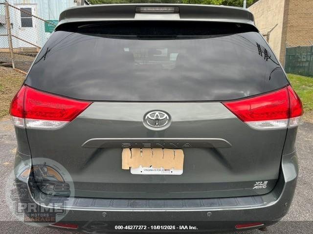 2013 TOYOTA SIENNA XLE 7 PASSENGER — фото 12