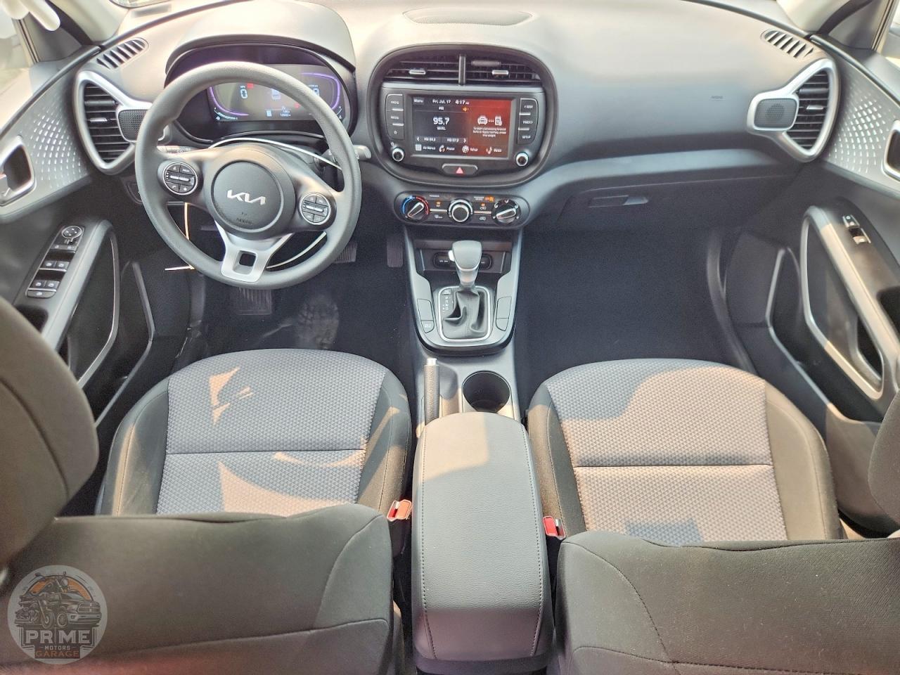 2025 KIA SOUL — фото 8