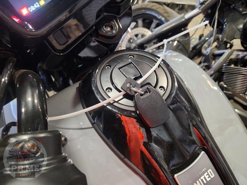 2026 HARLEY-DAVIDSON FLHXL — фото 8