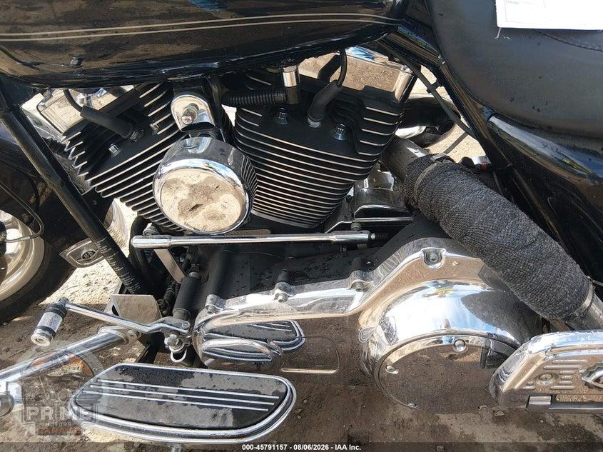 2007 HARLEY-DAVIDSON FLHRCI (ROAD KING CLASSIC) — фото 9