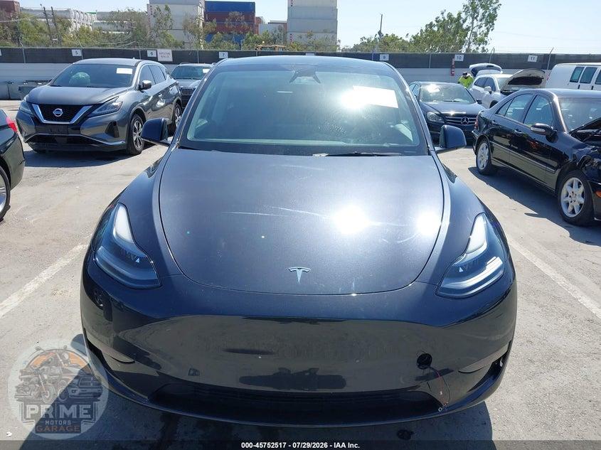 2024 TESLA MODEL Y LONG RANGE DUAL MOTOR ALL-WHEEL DRIVE — фото 12