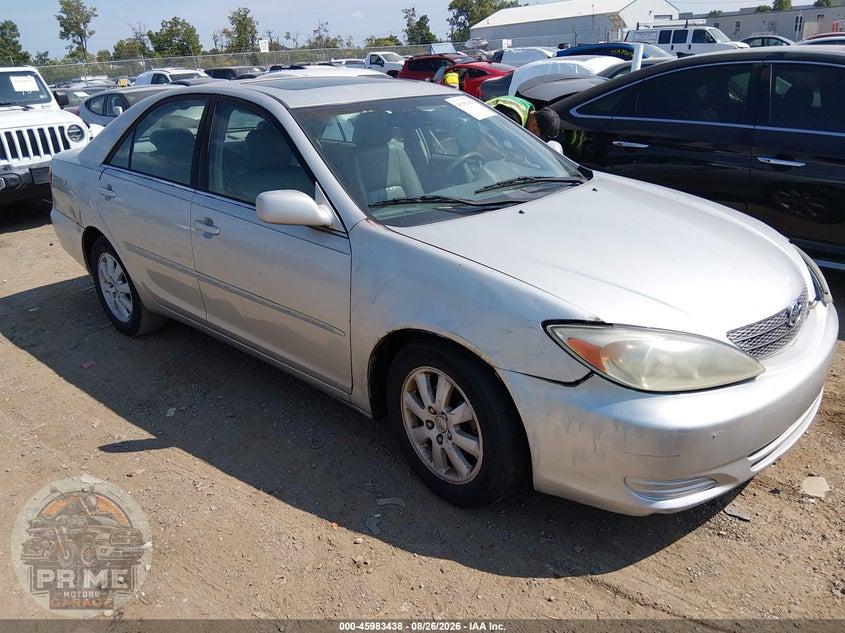 2004 TOYOTA CAMRY XLE — фото 1