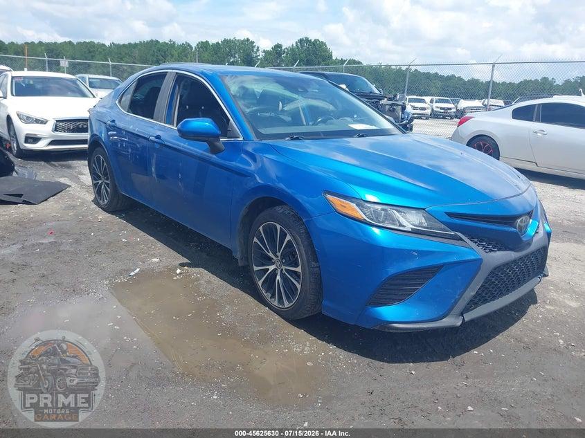 2019 TOYOTA CAMRY SE — фото 1
