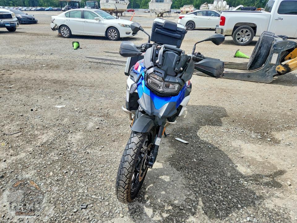 2025 BMW F800 — фото 2