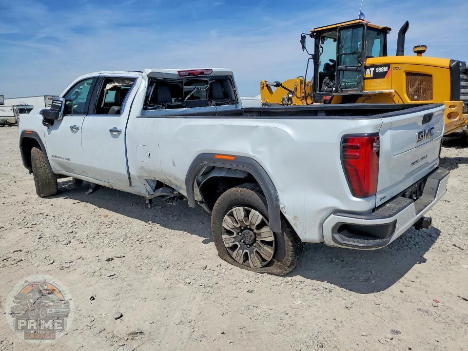 2026 GMC SIERRA — фото 2