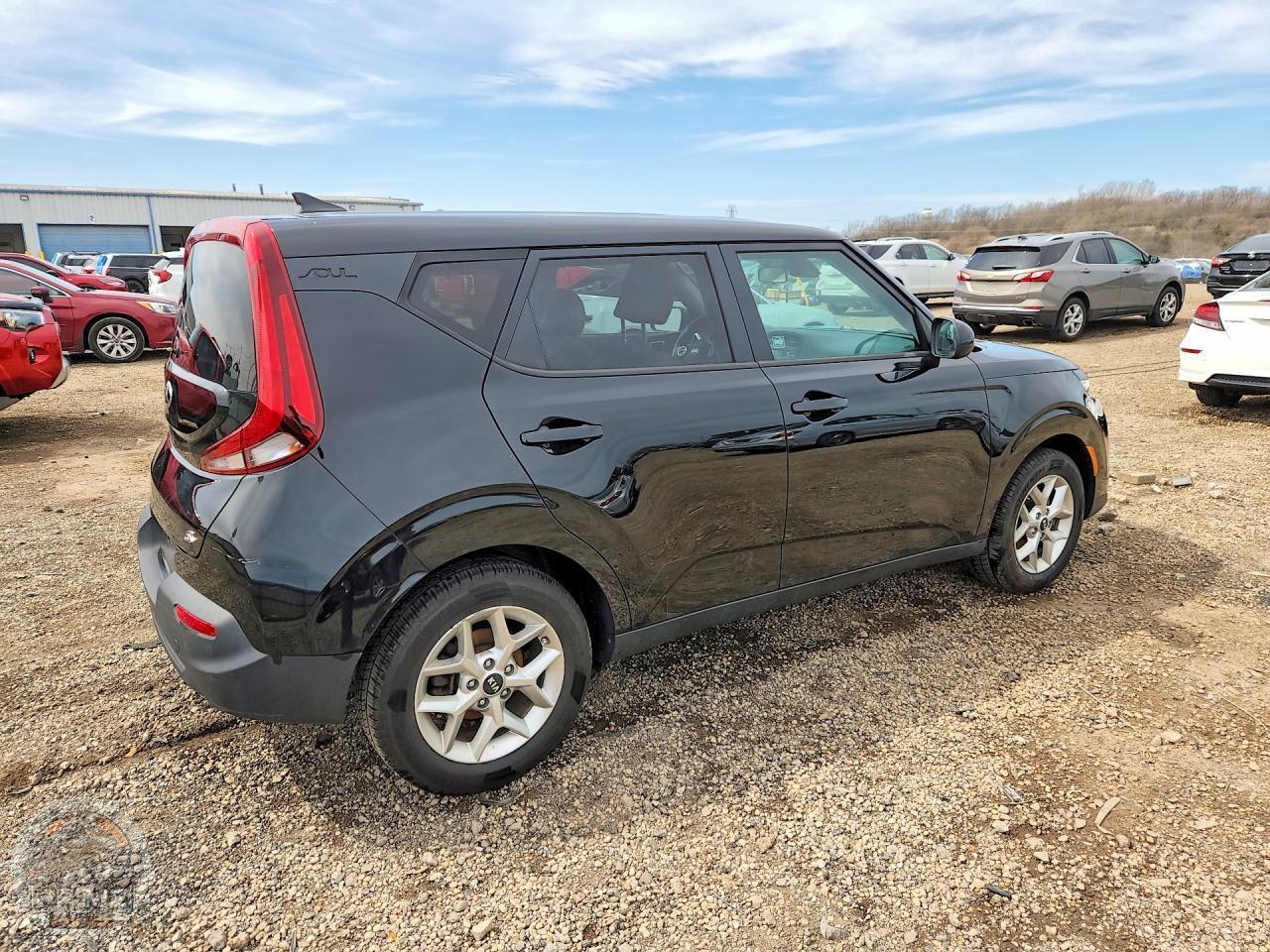 2021 KIA SOUL — фото 3