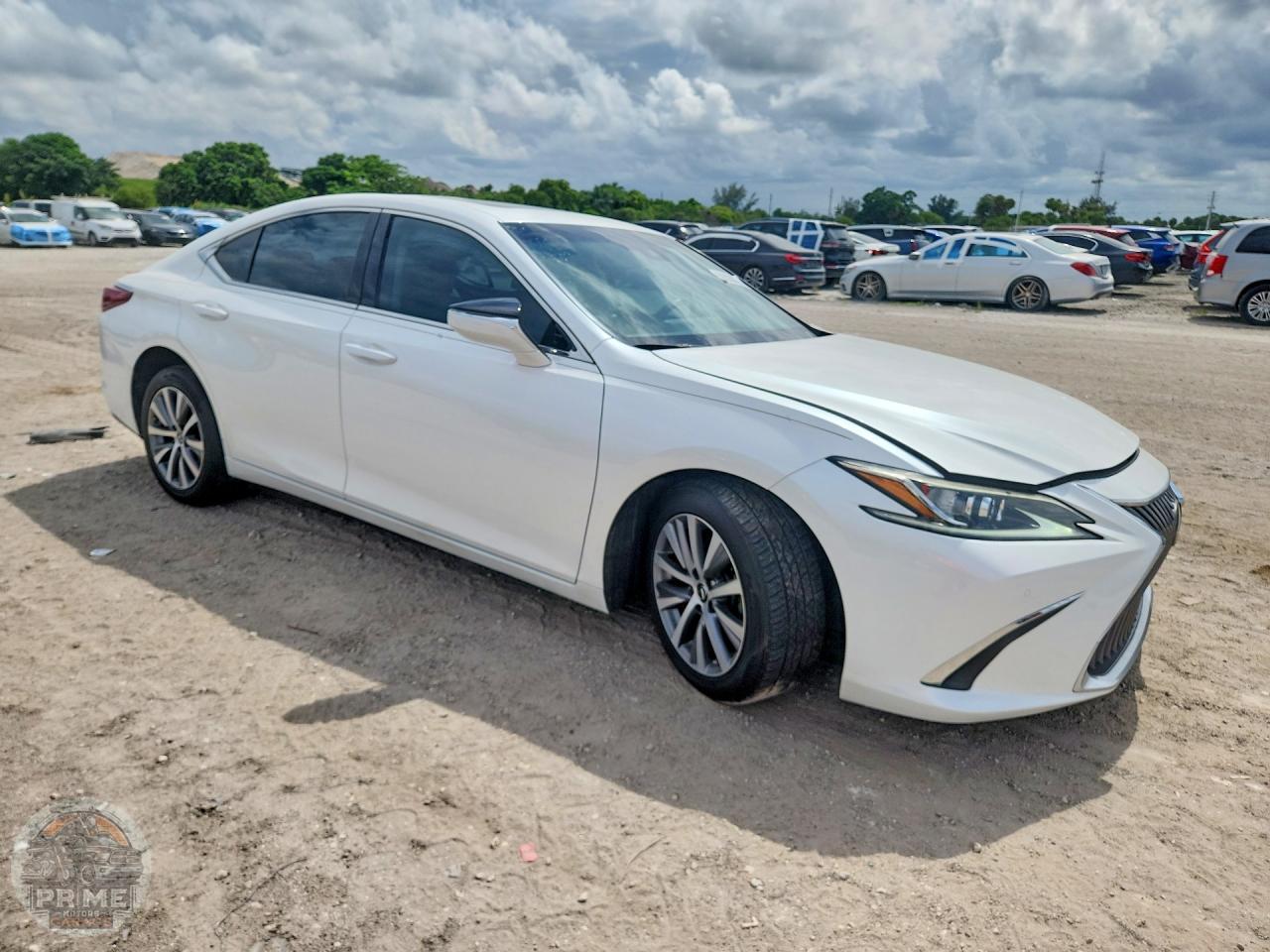2020 LEXUS ES — фото 4