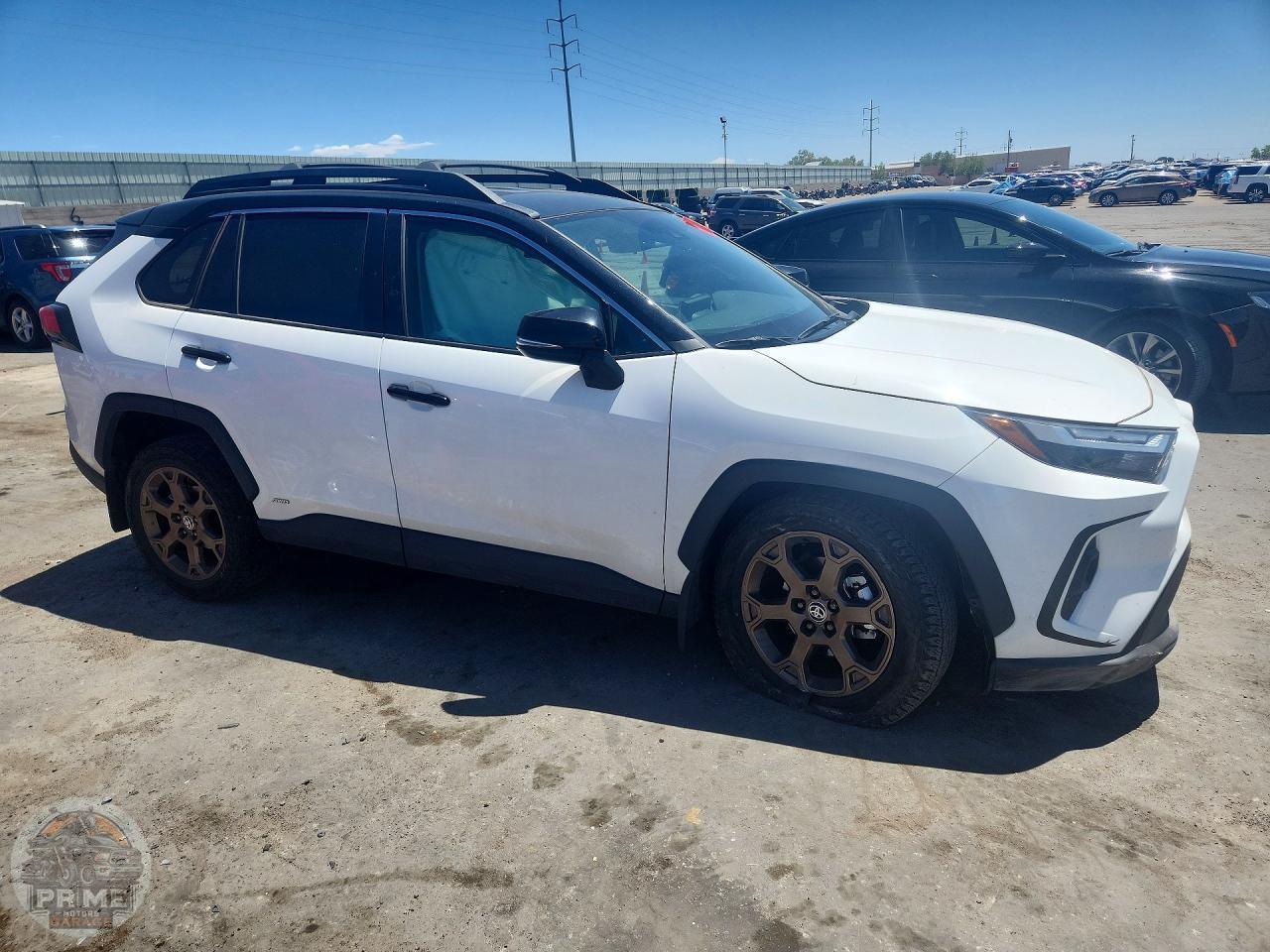 2025 TOYOTA RAV4 — фото 4