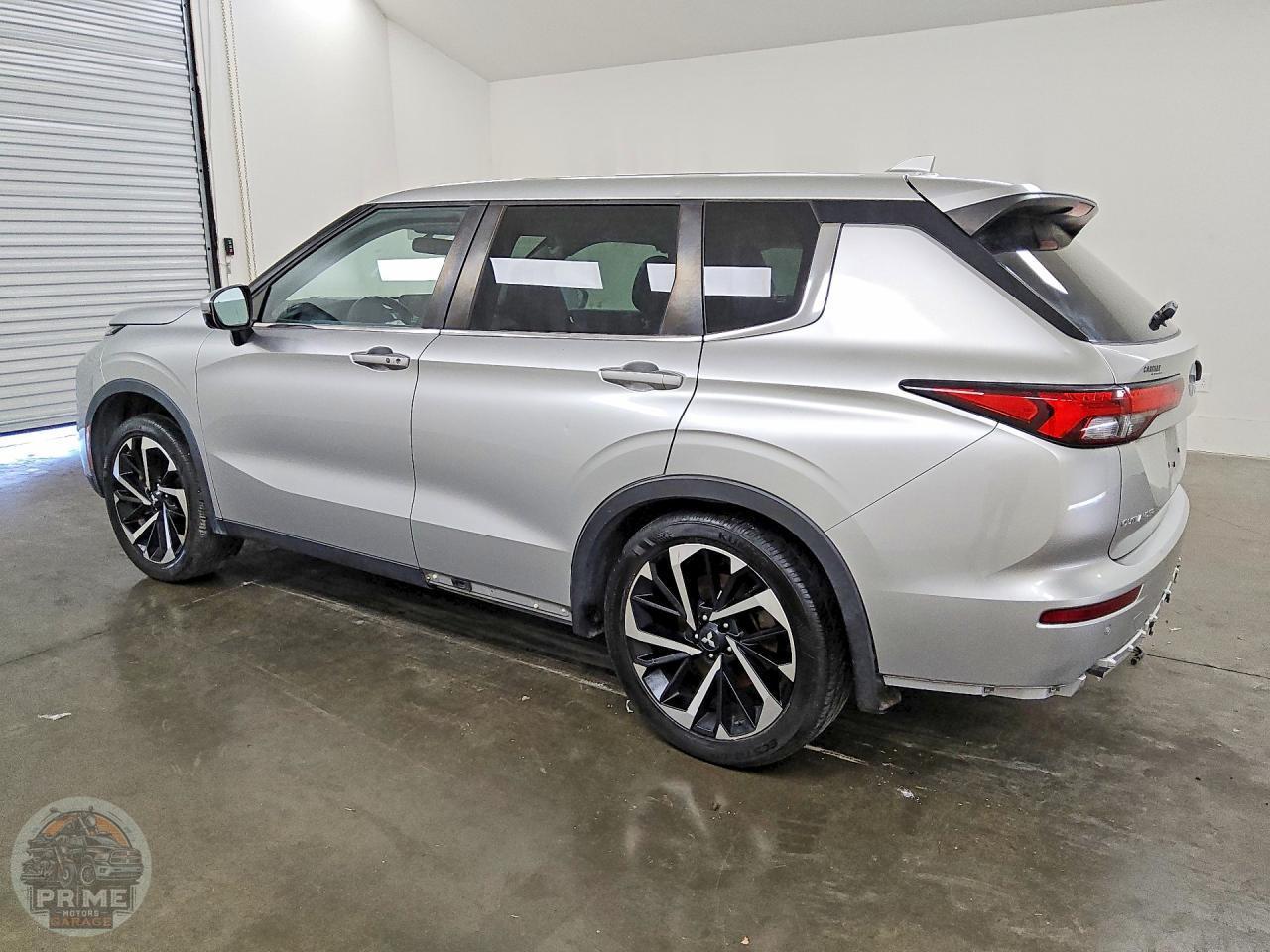 2022 MITSUBISHI OUTLANDER — фото 2
