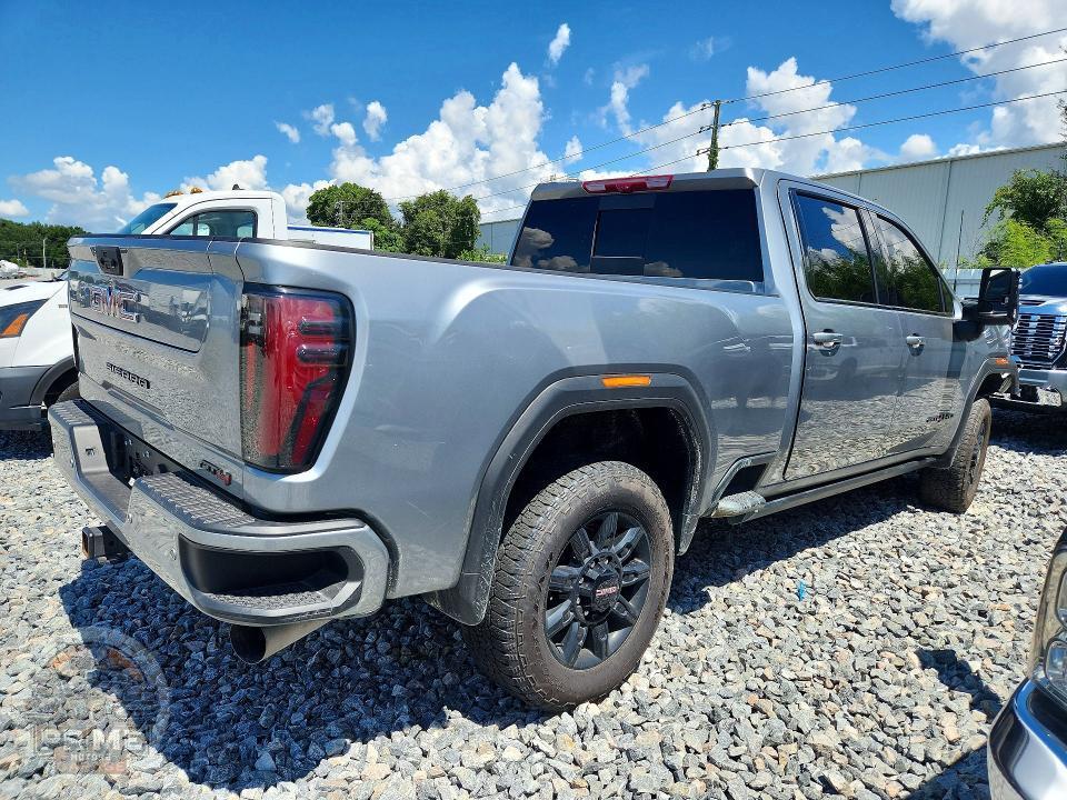 2025 GMC SIERRA — фото 3
