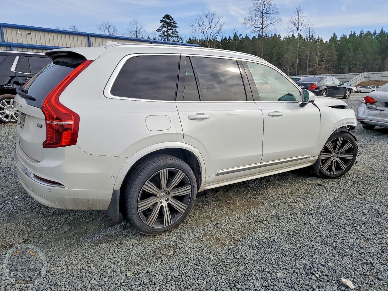 2024 VOLVO XC90 — фото 3