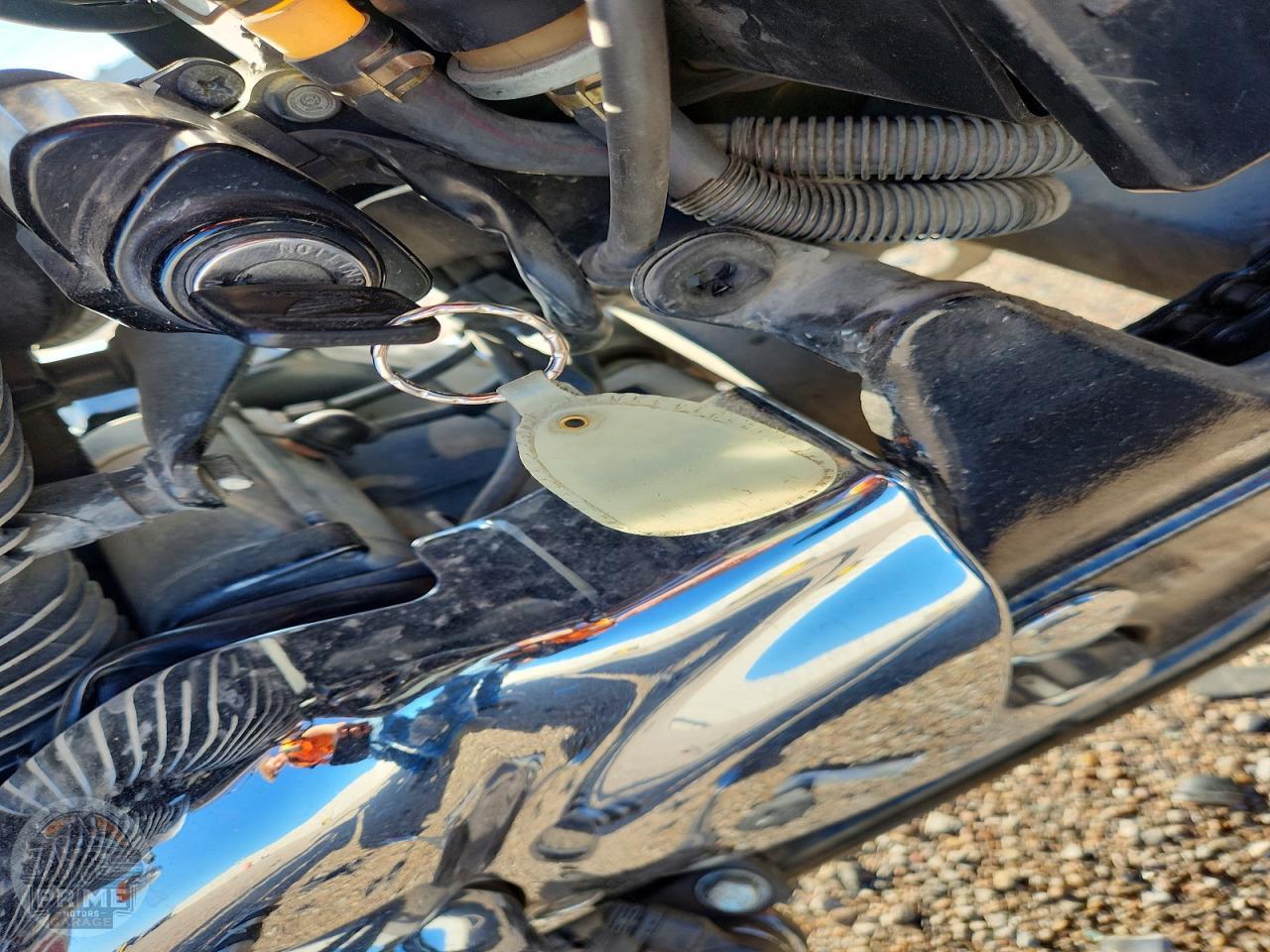 1999 HONDA VT750 — фото 16