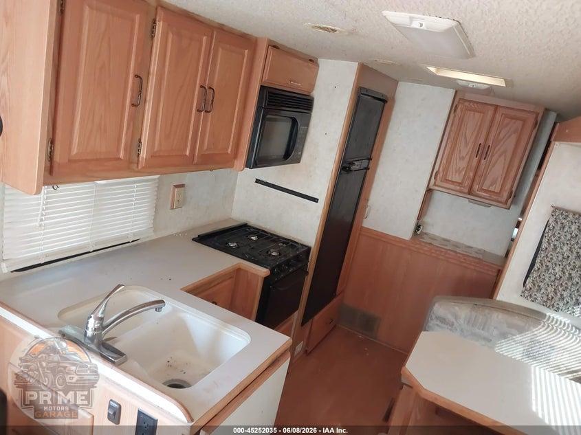 2002 WORKHORSE CUSTOM CHASSIS MOTORHOME CHASSIS W22 — фото 13