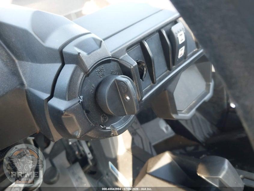 2022 CAN-AM MAVERICK SPORT DPS 1000R — фото 11