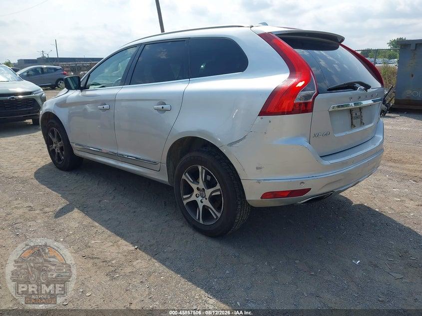 2015 VOLVO XC60 T6 PLATINUM — фото 3