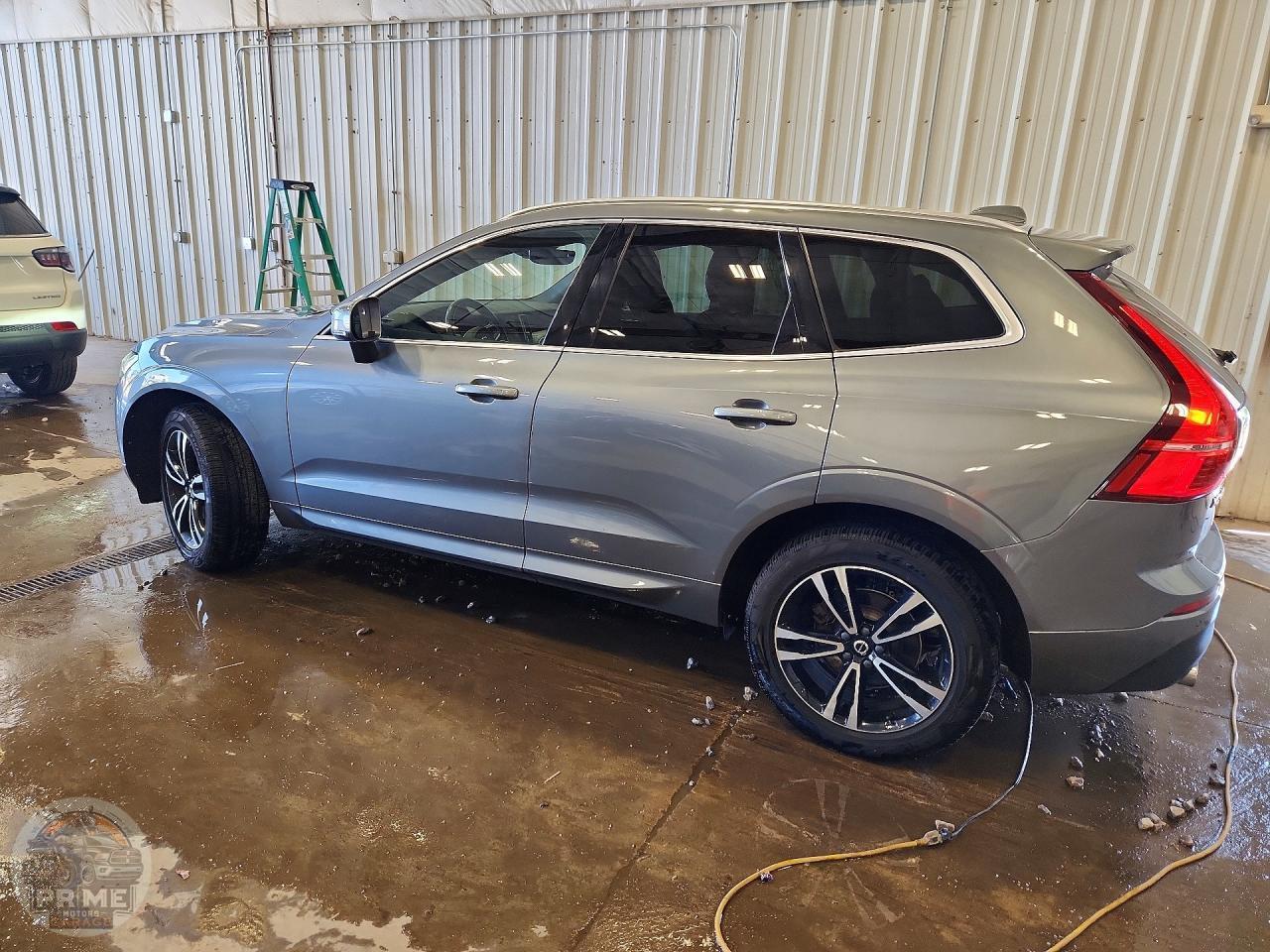 2020 VOLVO XC60 — фото 3