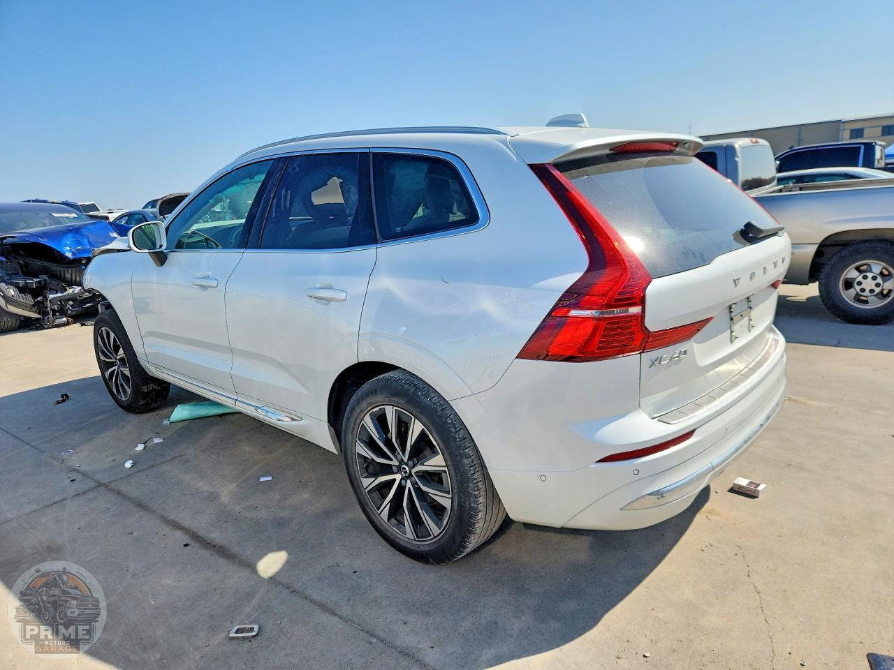 2023 VOLVO XC60 — фото 2