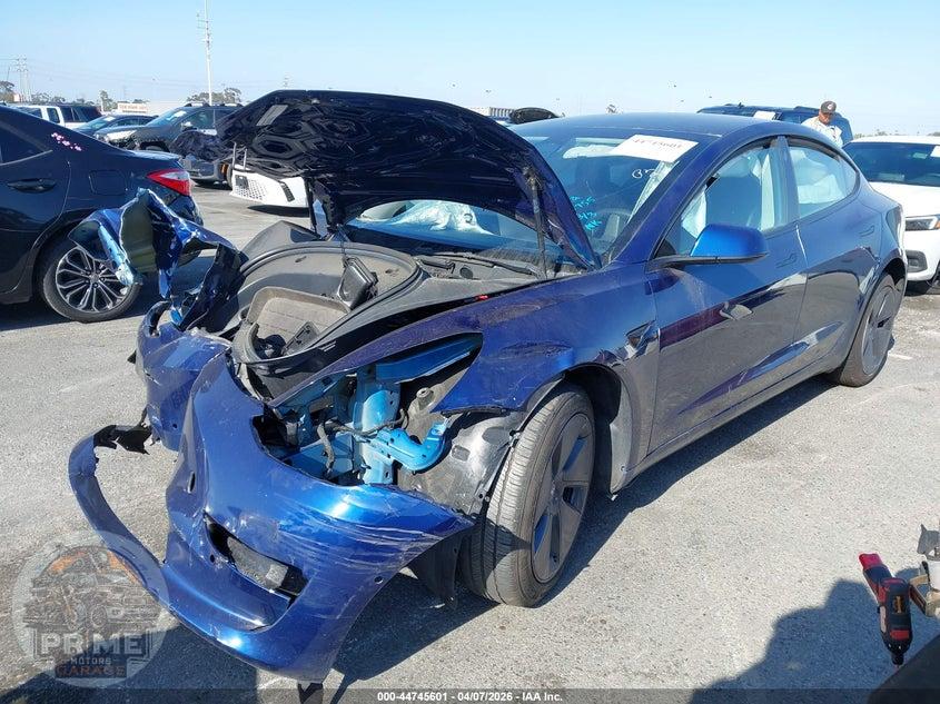 2022 TESLA MODEL 3 REAR-WHEEL DRIVE — фото 2