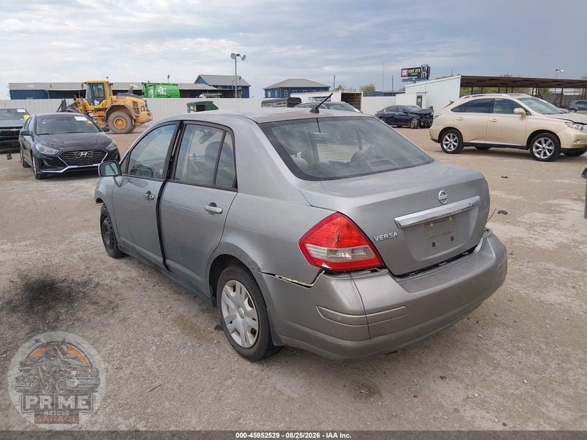 2010 NISSAN VERSA 1.8S — фото 13